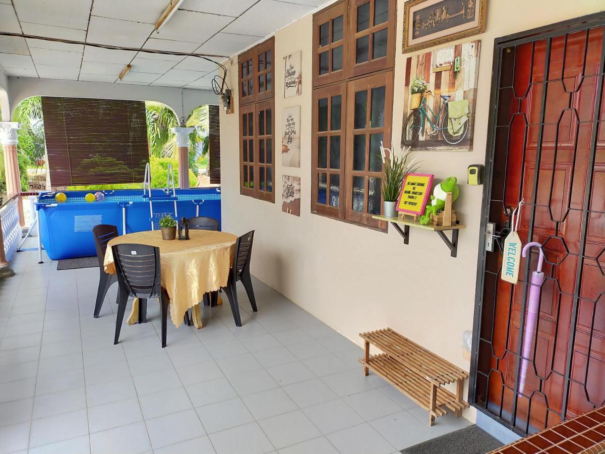 Basrie Villa "Mslim Only" - Mini Cinema , Private Pool , Wi-Fi , Netflix Муар Екстериор снимка