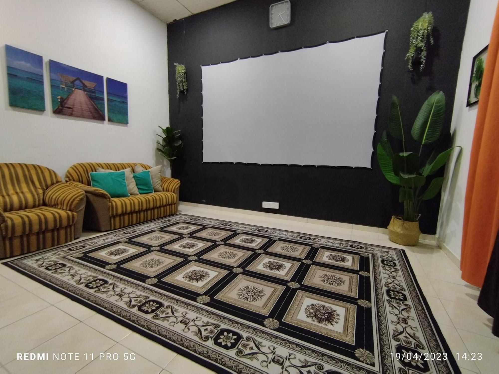 Basrie Villa "Mslim Only" - Mini Cinema , Private Pool , Wi-Fi , Netflix Муар Екстериор снимка